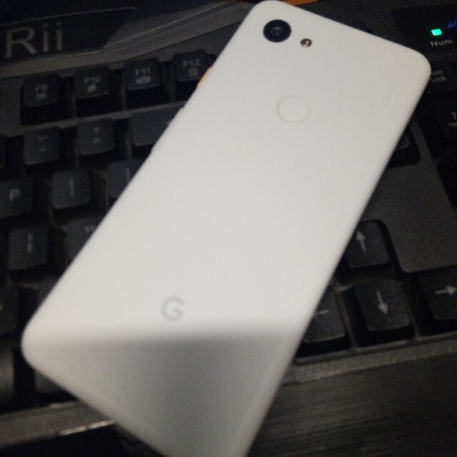 Google Pixel(グーグルピクセル)の画面割れ動作品pixel3a スマホ/家電/カメラのスマートフォン/携帯電話(スマートフォン本体)の商品写真