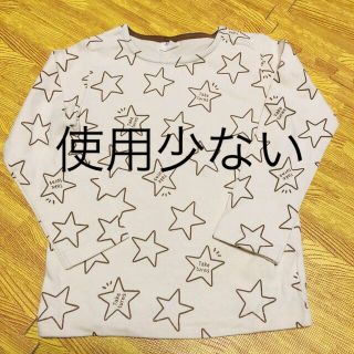 アカチャンホンポ(アカチャンホンポ)の使用少ない☆星柄 長袖 カットソー 110サイズ☆アカチャンホンポ(Tシャツ/カットソー)