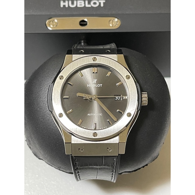 HUBLOT(ウブロ)のms73様専用ウブロ　クラシックフュージョンチタニウムアリゲーターレザー42ミリ メンズの時計(腕時計(アナログ))の商品写真