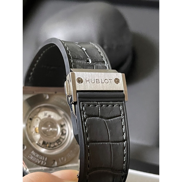 HUBLOT(ウブロ)のms73様専用ウブロ　クラシックフュージョンチタニウムアリゲーターレザー42ミリ メンズの時計(腕時計(アナログ))の商品写真