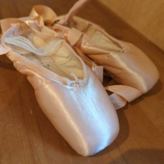 レペット(repetto)のトウシューズ　レペットLepetto ラ・バヤデール(ダンス/バレエ)