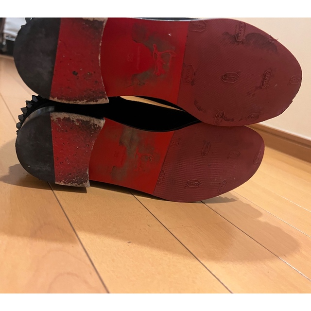 Christian Louboutin(クリスチャンルブタン)のクリスチャンルブタンChristian Louboutinスタッズブーツ レディースの靴/シューズ(ブーツ)の商品写真