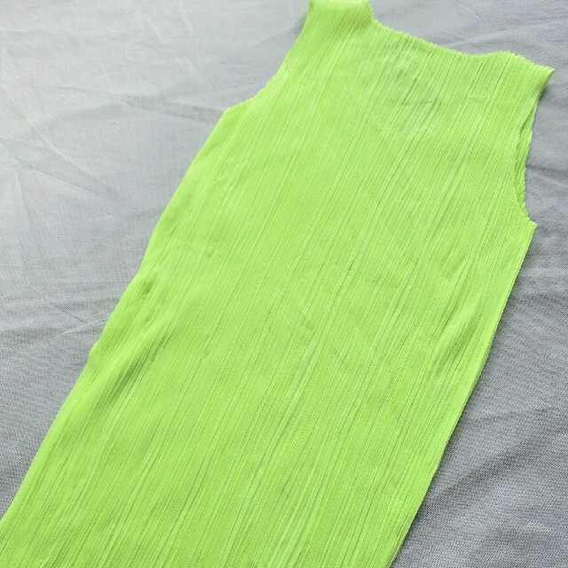 タンクトッ⒪ PLEATS PLEASE ISSEY MIYAKE - プリーツプリーズ タンク