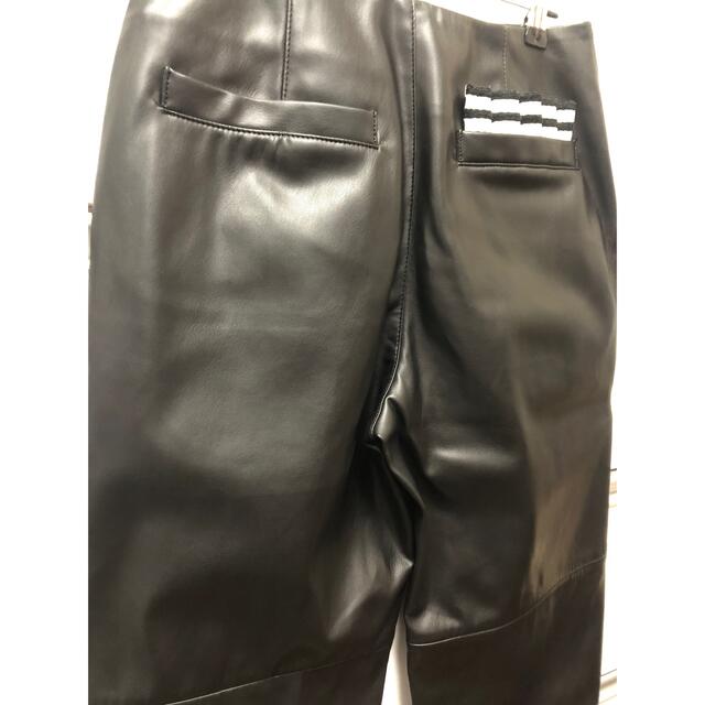 borders at balcony LEATHER PANTS 36