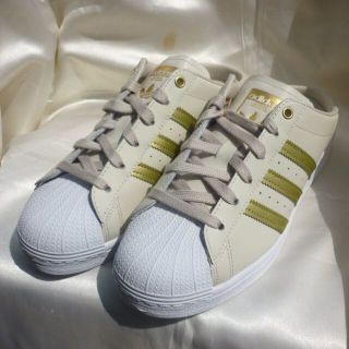 アディダス(adidas)の定価9889円新品24cm★アディダスオリジナルススーパースター ミュール(スニーカー)