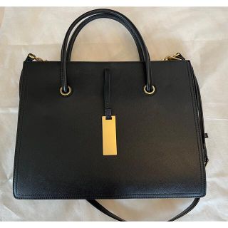 チャールズアンドキース(Charles and Keith)の送料込 CHARLES & KEITH ブラック 鞄  A4(ショルダーバッグ)