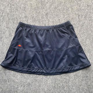 エレッセ(ellesse)の新品　ellesse スカート　スコート(トレーニング用品)