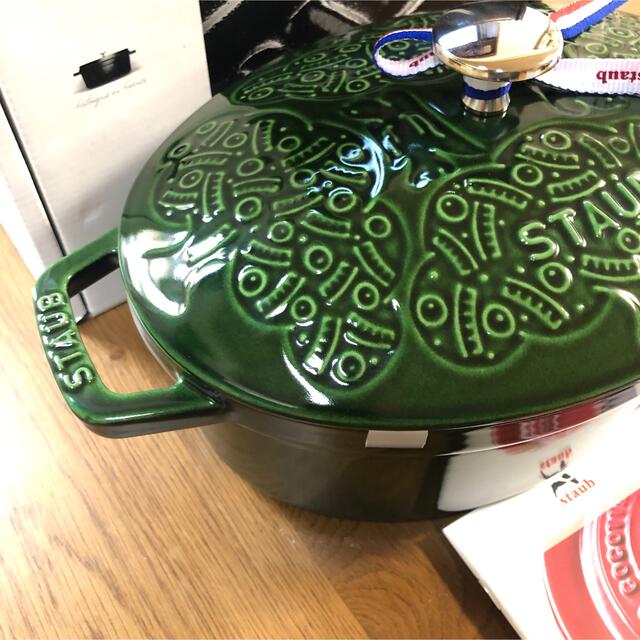 新品ストウブ フォレスト ココット ミナ ペルホネン staub オーバルバジル