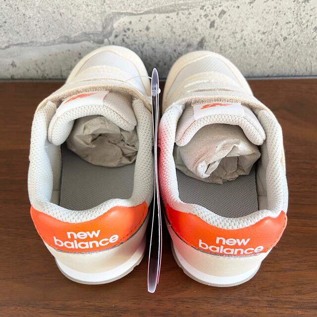 New Balance - 【新品】16.5センチ ベージュ×オレンジ New Balance - 【新品】16.5センチ ベージュ×オレンジ