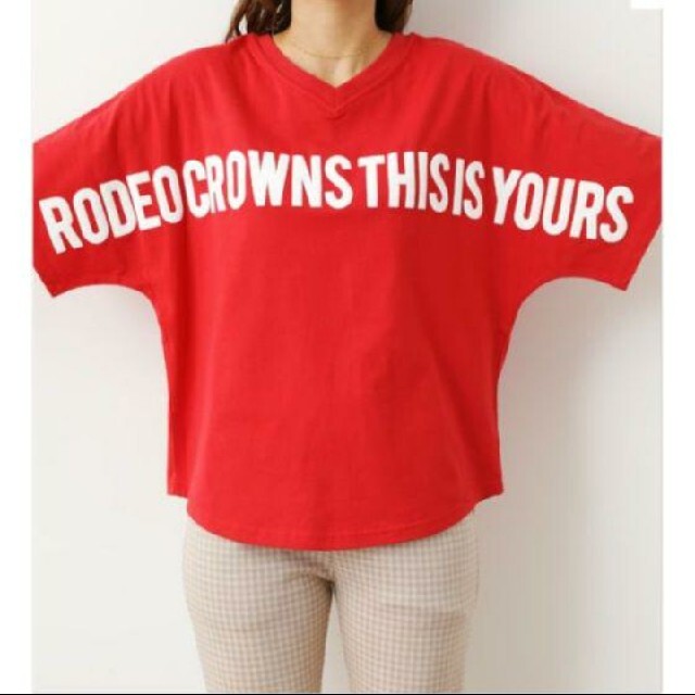 RODEO CROWNS WIDE BOWL(ロデオクラウンズワイドボウル)の✵RODEO CROWNSWB✵２wayワイドロゴTシャツ レディースのトップス(Tシャツ(半袖/袖なし))の商品写真