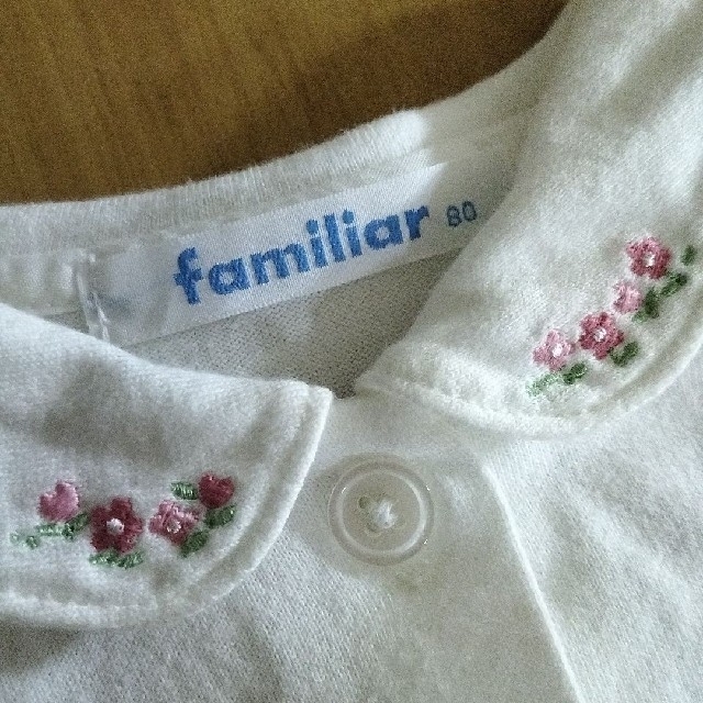 familiar(ファミリア)のfamiliar　長袖ブラウス　80 キッズ/ベビー/マタニティのベビー服(~85cm)(シャツ/カットソー)の商品写真