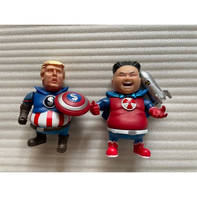 トランプ元大統領＆ロケットマン 金正恩 フィギュア 2体セット 未開封