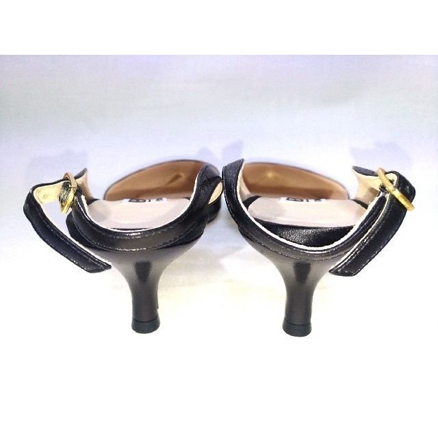 【NEBULONI　レザー　サンダル】ネブローニ　靴　レディース レディースの靴/シューズ(サンダル)の商品写真