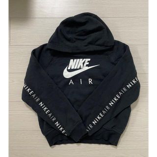 ナイキ(NIKE)のNIKEバックラインロゴパーカー(パーカー)