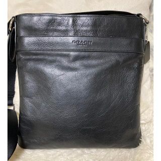 コーチ(COACH)のコーチ　COACH メンズショルダーバッグ　牛革　黒(ショルダーバッグ)