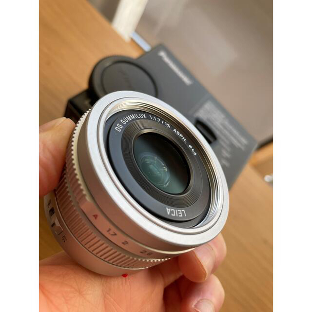 Panasonic(パナソニック)のパナソニック　マイクロフォーサーズ　単焦点　15mm f1.7 スマホ/家電/カメラのカメラ(レンズ(単焦点))の商品写真