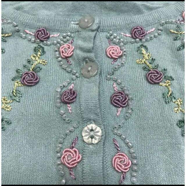 アンサンブル カーディガン インナー ニット 刺繍 花柄 エメラルドグリーン  レディースのトップス(アンサンブル)の商品写真