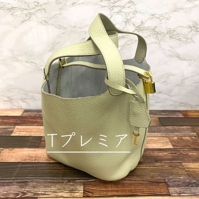 【プレミア品】ベージュ　高級本革　ショルダーバック　バケツバック　ゴールド金具