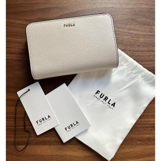 フルラ(Furla)のFURLA バビロン 二つ折り　ライトグレージュ　シンプル使いやすい　バイカラー(財布)