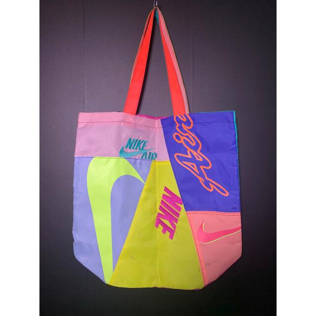 NIKE(ナイキ)のatmos × NIKE AIR MAX 2 LIGHT QS tote bag メンズのバッグ(トートバッグ)の商品写真