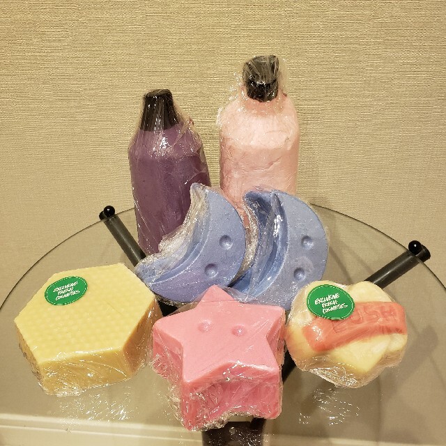 LUSH(ラッシュ)の【海様 専用ページ】 コスメ/美容のボディケア(ボディソープ/石鹸)の商品写真