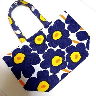 マリメッコ(marimekko)のマリメッコ　marimekko　ウニッコトートバッグ(トートバッグ)