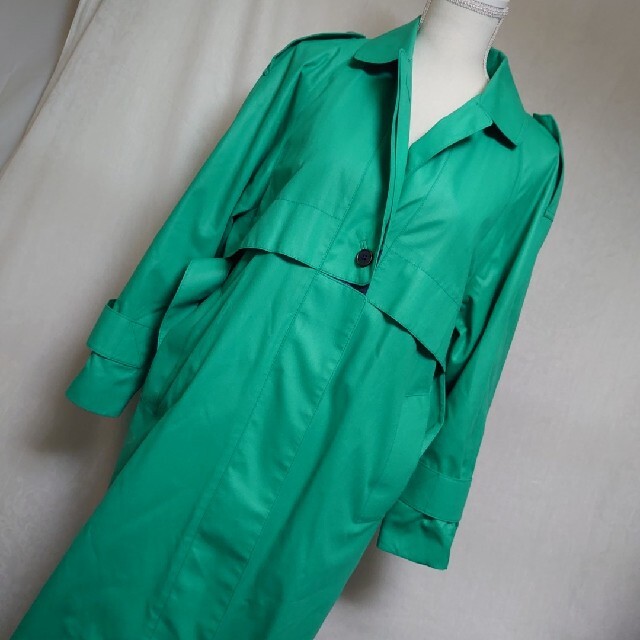 美品　ロンドンフォグ　エメラルドグリーンの素敵なトレンチコート　スプリングコートジャケット/アウター
