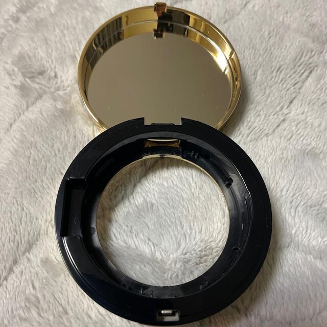 Yves Saint Laurent Beaute(イヴサンローランボーテ)のスポンジボブ様専用　アンクルドポールクッション　限定　ケースのみ コスメ/美容のベースメイク/化粧品(ファンデーション)の商品写真