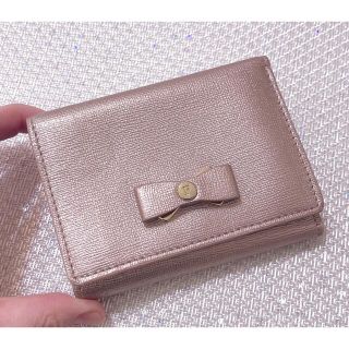 正規品FURLA 三つ折り財布 新品箱入り