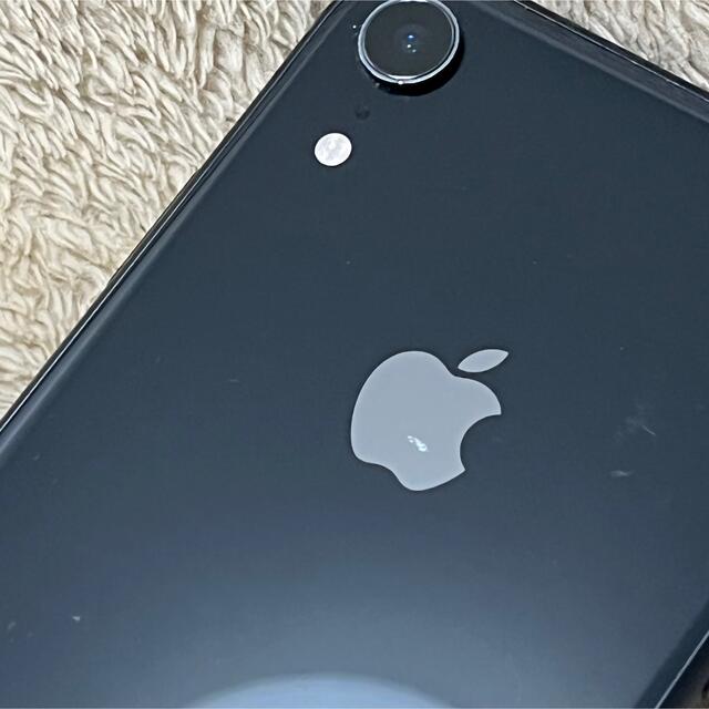 iPhone   XR. 128GB ブラック SIMロック解除済み スマホ/家電/カメラのスマートフォン/携帯電話(スマートフォン本体)の商品写真