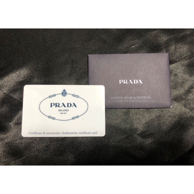 PRADA(プラダ)の【未使用☆★新品】PRADA ナイロン ポーチ ショルダーバッグ 巾着  レディースのバッグ(ショルダーバッグ)の商品写真