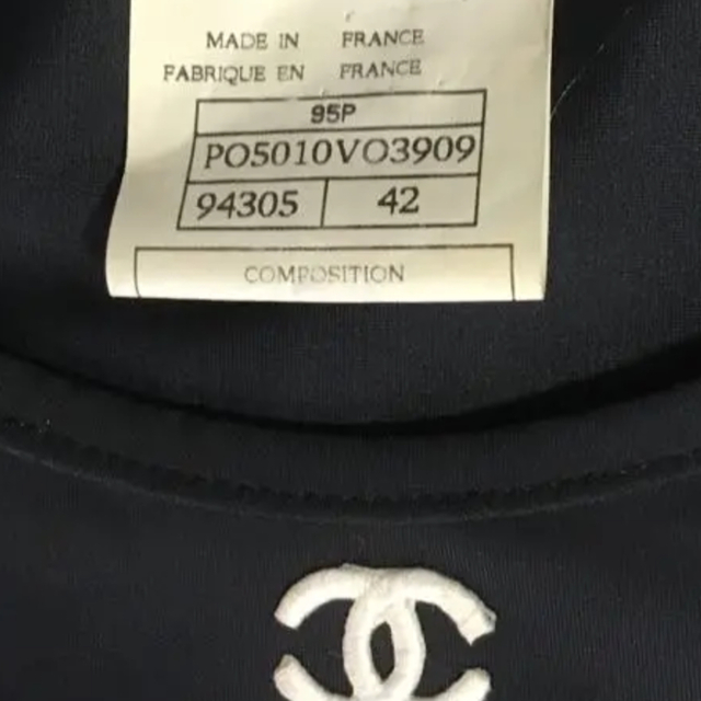 CHANEL(シャネル)のシャネル　劇レア　ビンテージ高騰品1995 ショート丈(クロップド)Tシャツ美品 メンズのトップス(Tシャツ/カットソー(半袖/袖なし))の商品写真