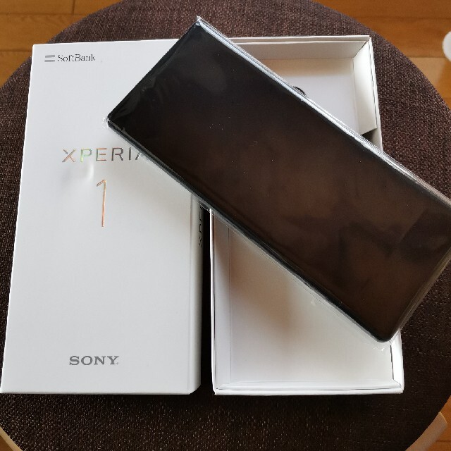 Xperia(エクスペリア)の新品同様 SONY Xperia 1 802SO ブラック スマホ/家電/カメラのスマートフォン/携帯電話(スマートフォン本体)の商品写真