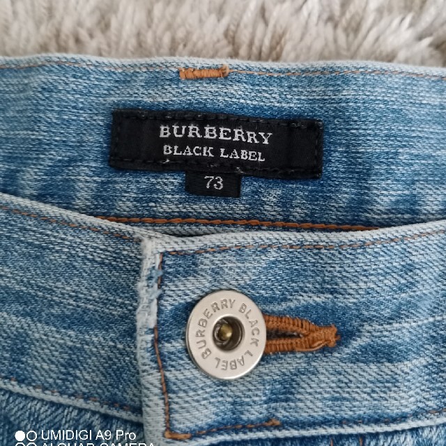 BURBERRY BLACK LABEL(バーバリーブラックレーベル)のｗ−ve様専用　良品✨バーバリーブラックレーベル　ダメージ加工デニム メンズのパンツ(デニム/ジーンズ)の商品写真