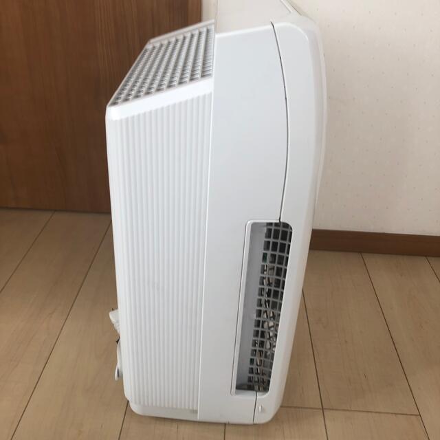 DAIKIN(ダイキン)のDAIKIN ダイキン ストリーマ 空気清浄機 MC80TKS-W スマホ/家電/カメラの生活家電(空気清浄器)の商品写真