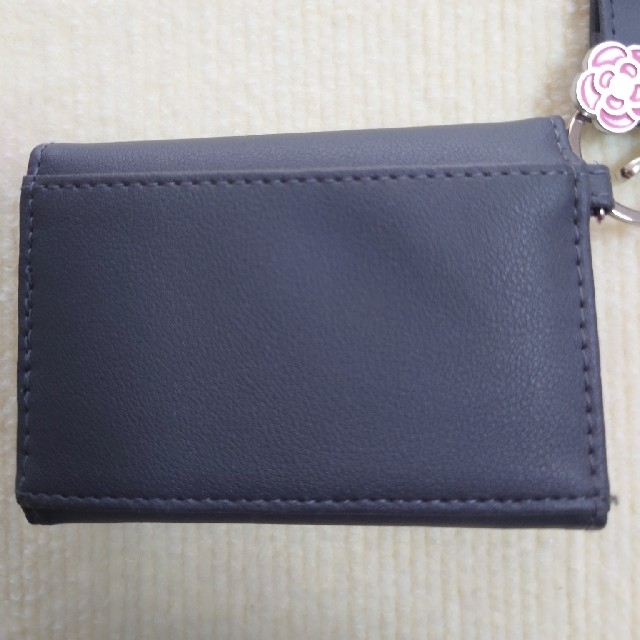 CLATHAS(クレイサス)のCLATHASの折財布 レディースのファッション小物(財布)の商品写真