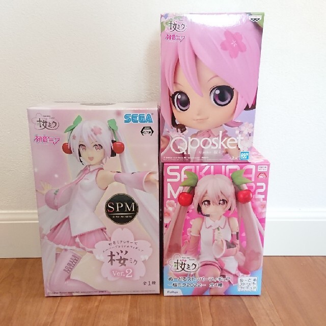 桜ミク フィギュア ３点セットの通販 by YUZ's shop｜ラクマ