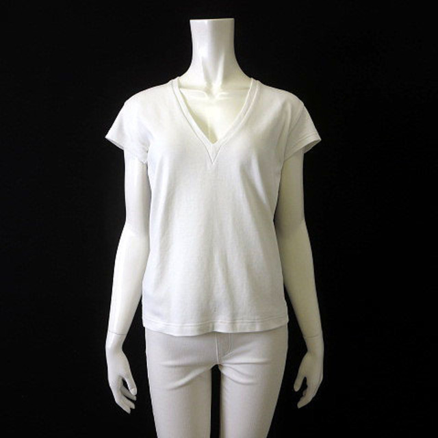 MADISONBLUE(マディソンブルー)のマディソンブルー カットソー Tシャツ Vネック 半袖 XS 0 白 ホワイト レディースのトップス(Tシャツ(半袖/袖なし))の商品写真