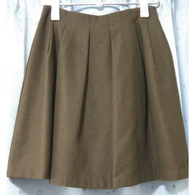 ehka sopo(エヘカソポ)のフレアスカート カーキ レディースのスカート(ひざ丈スカート)の商品写真