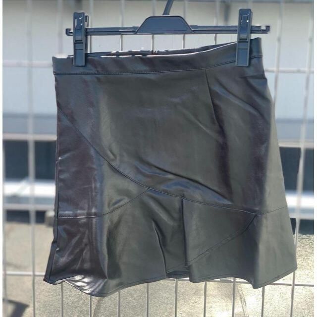 スカート タイトスカート　レザースカート　ミニスカート 韓国　黒　 　レディース レディースのスカート(ミニスカート)の商品写真