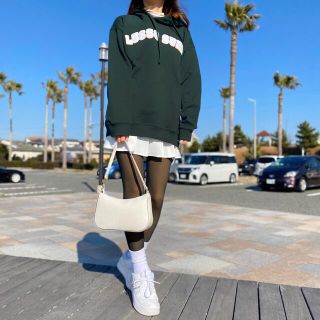 ステューシー(STUSSY)のストリートスタイル☆シェニールロゴフーディー　Lサイズ　グリーン　パタゴニア(パーカー)