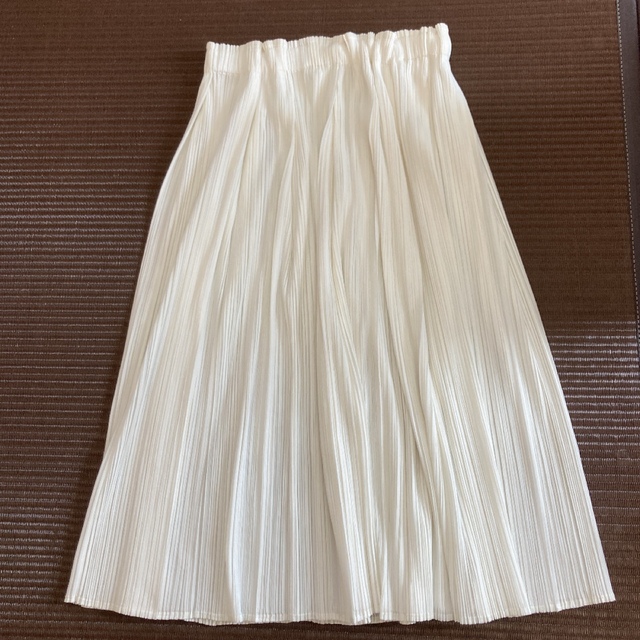 プリーツプリーズスカート スカート　ホワイト