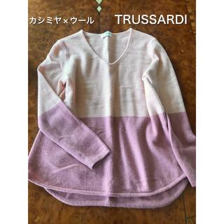 トラサルディ(Trussardi)のTRUSSARDI ニット　高品質(ニット/セーター)