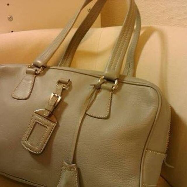 PRADA(プラダ) ライトブルー レザーミニボストンバッグ - トートバッグ