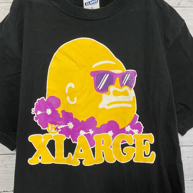 XLARGE(エクストララージ)の【希少デザイン】エクストララージ☆カラフルゴリラロゴブラックTシャツ メンズのトップス(Tシャツ/カットソー(半袖/袖なし))の商品写真