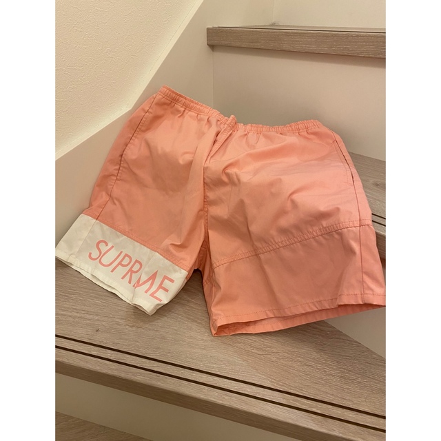 Supreme(シュプリーム)のsupreme banner water shorts メンズのパンツ(ショートパンツ)の商品写真