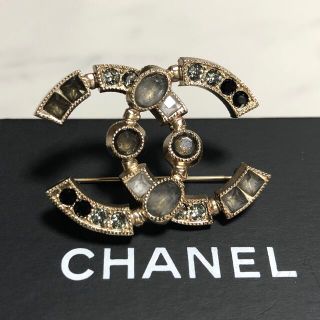 シャネル ブローチ/コサージュ(クリスタル)の通販 64点 | CHANELの