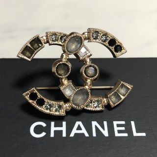 シャネル ブローチ/コサージュ（クリスタル）の通販 62点 | CHANELの