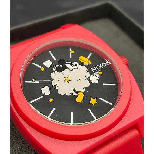 NIXON - 新品☆NIXONニクソン ディズニー ミッキー 腕時計 赤 BEAMSの