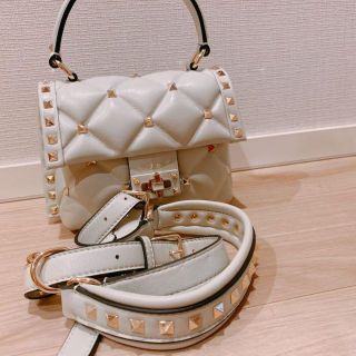 ヴァレンティノ 財布 スタッズの通販 700点以上 | フリマアプリ ラクマ